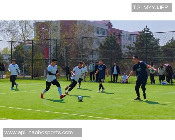 走过足球圣地20感受激情与梦想的交汇之旅